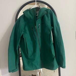 Men's Gortex Patagonia Hard Shell